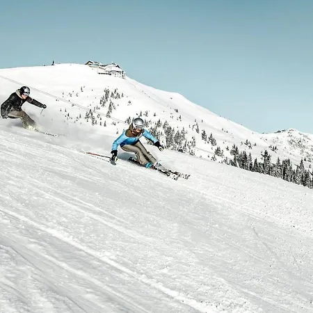 莱本采尔特酒店 滨湖采尔