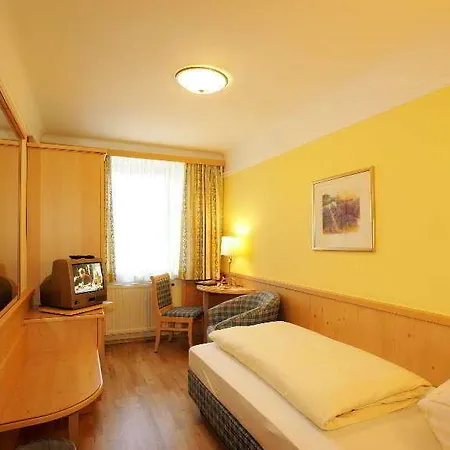 Lebzelter Hotel