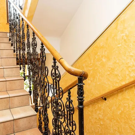 莱本采尔特酒店 3* 滨湖采尔