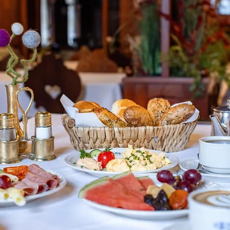 莱本采尔特酒店 酒店 3*