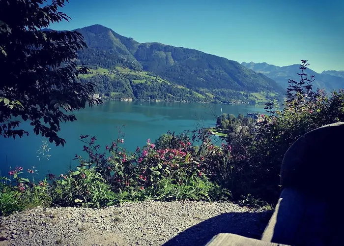 莱本采尔特酒店 滨湖采尔