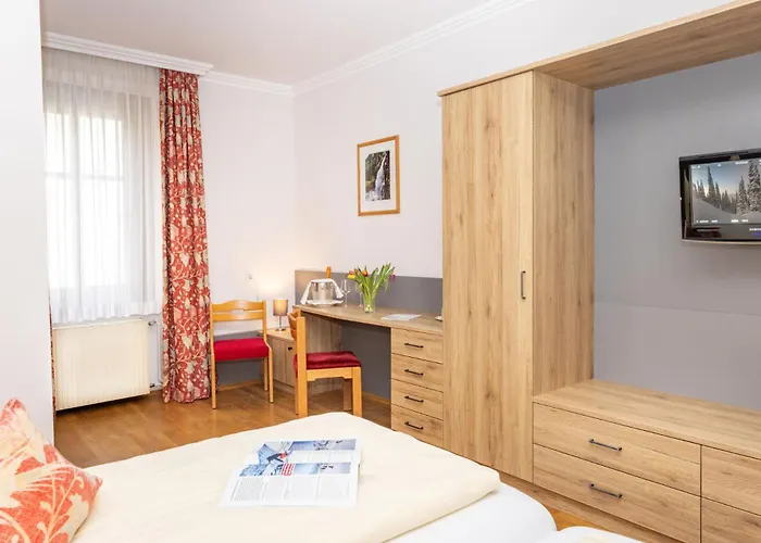 莱本采尔特酒店 酒店 滨湖采尔