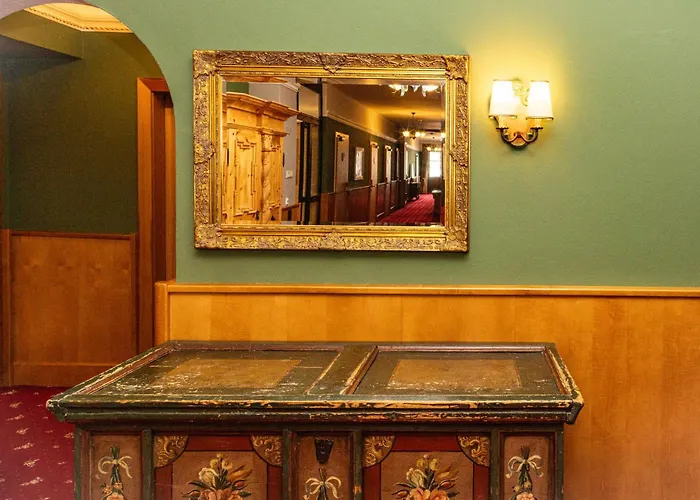 Hotel Lebzelter Zell am See