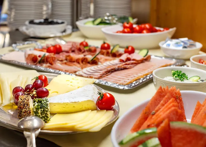 莱本采尔特酒店 酒店